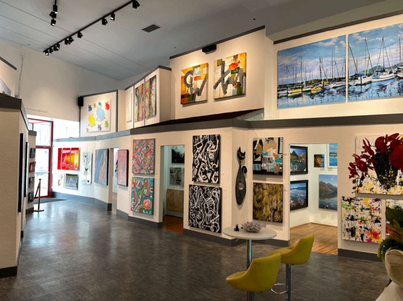 ART 2 art District Los Angeles interior view 3.